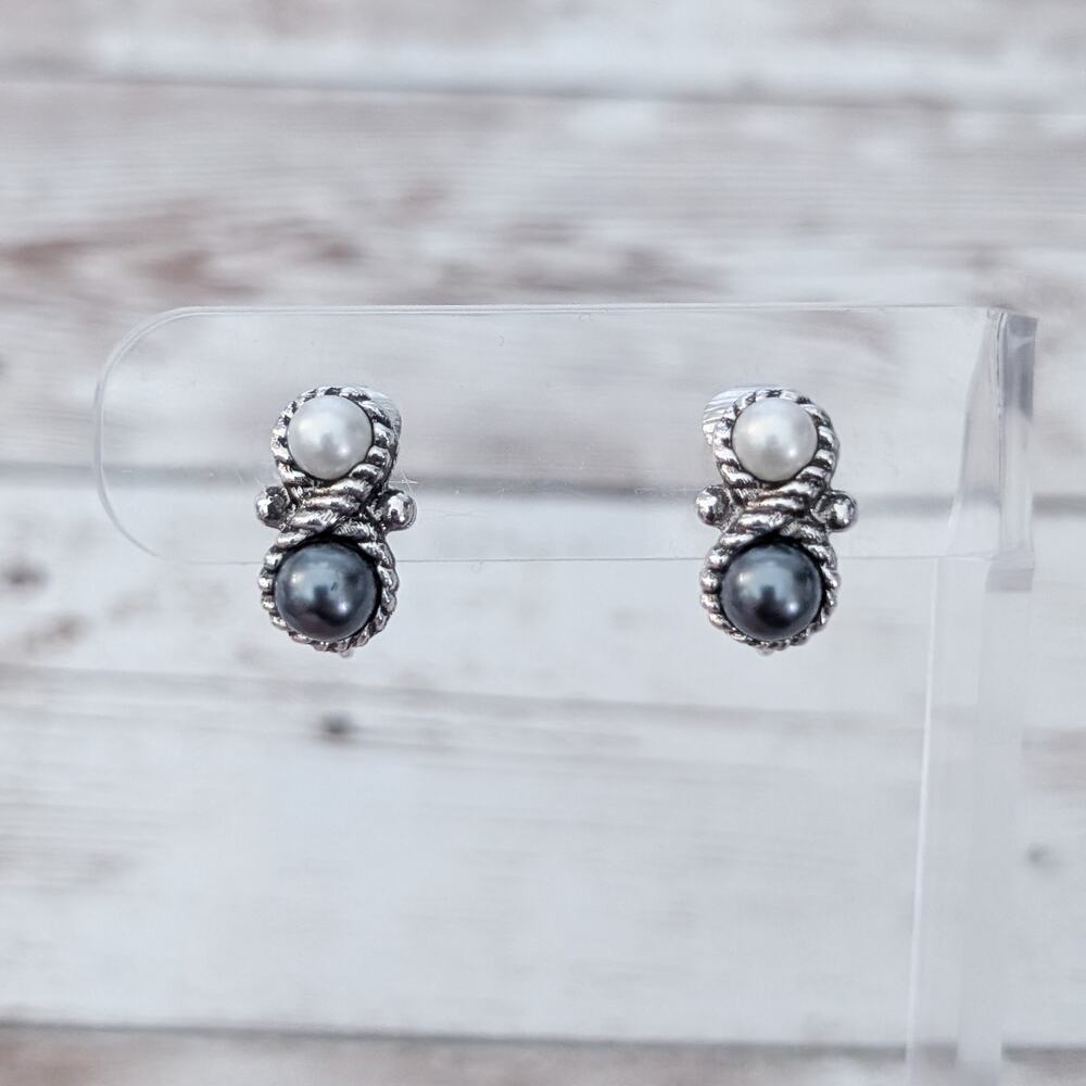Vintage Avon Clip On Earrings Stunning Silver Tone Two Color Faux Pearl